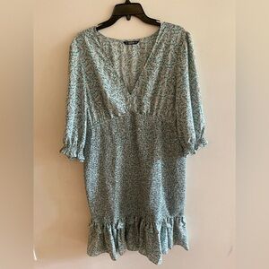 Floral maternity dress